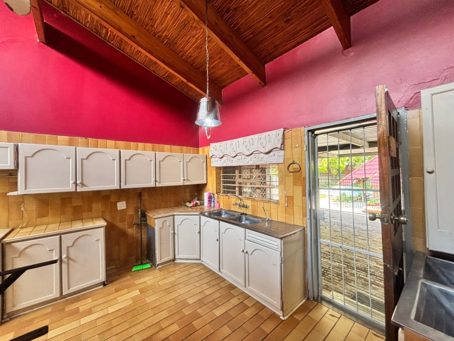 4 Bedroom Property for Sale in Van Der Hoff Park North West